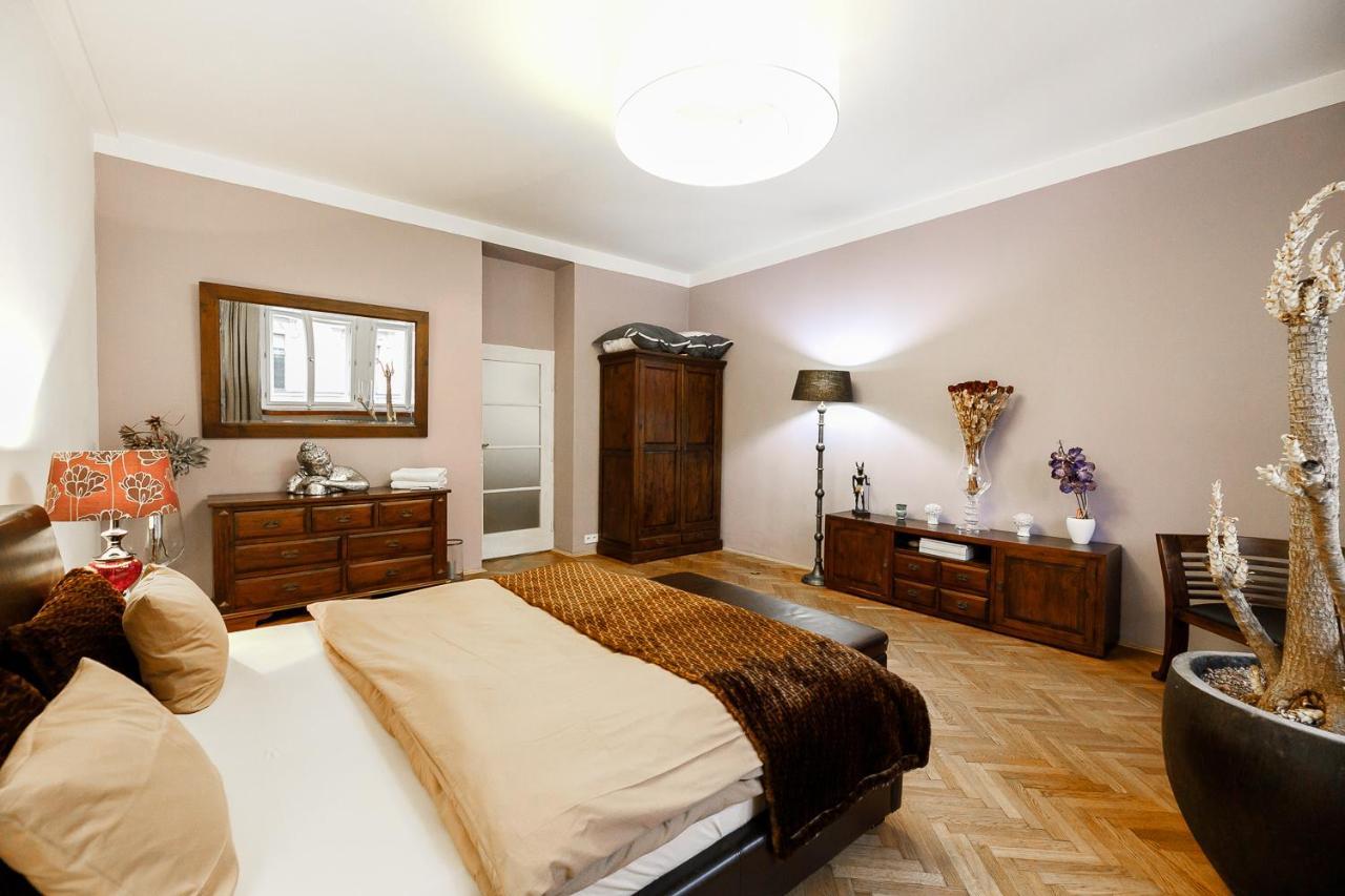 Luxury Apartment Dlouha Prague Luaran gambar